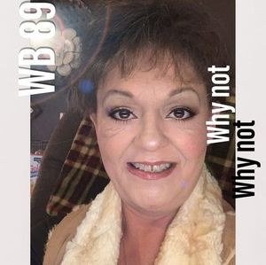 Meet your Posher, Roxanne